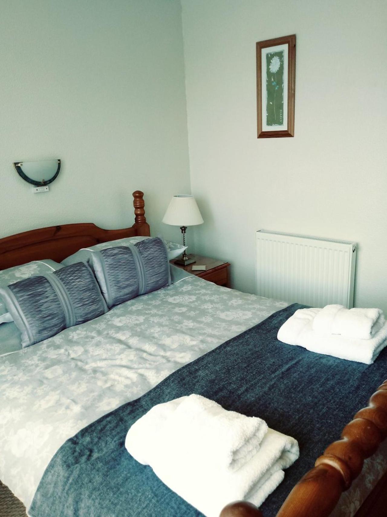Burleigh House , A Cosy Retreat In Agatha Christie'S Hometown Торки Екстериор снимка